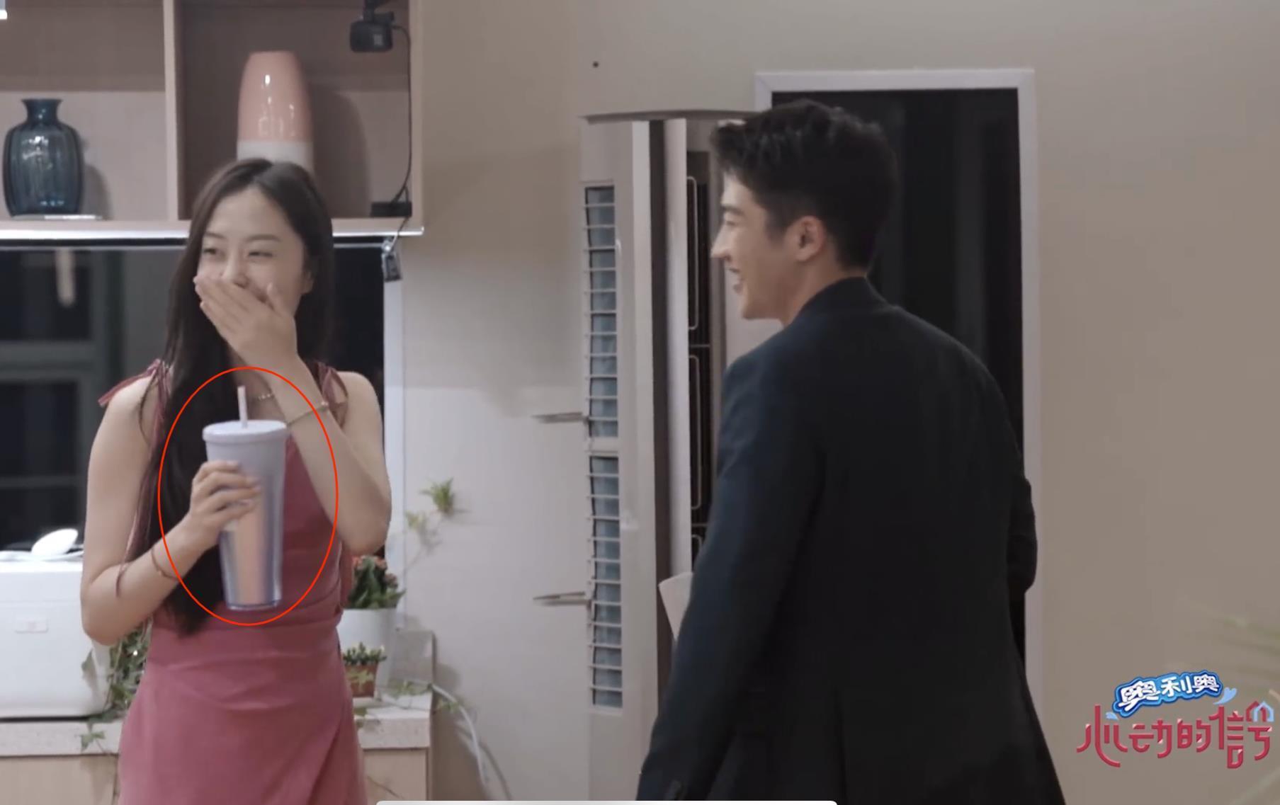 Our Plastic Cup Shines in the Popular Show "Heart Signal", Highlighting its Popularity Among Young People